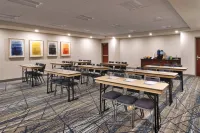 Holiday Inn Express & Suites Helena