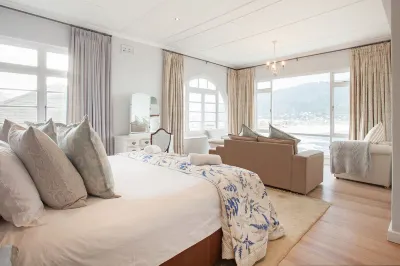 The Cove - Superior 3 Bedroom Villa Hotels in Kalk Bay