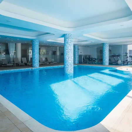 Vrissaki Beach Hotel