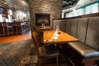 Days Inn & Suites by Wyndham Edmonton Airport - breakfast