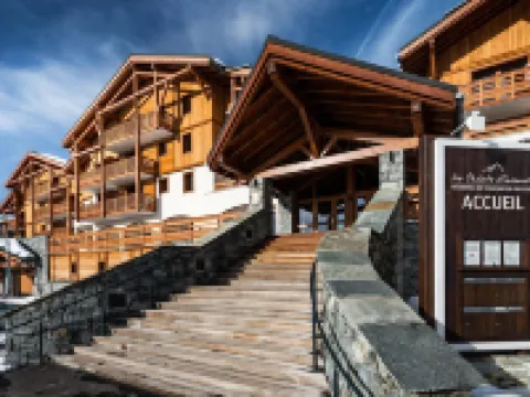 Lagrange Vacances les Chalets d'Emeraude Hotels in Hauteluce