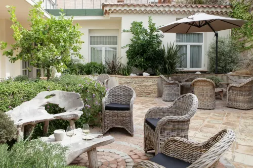 Best Western Premier Le Patio des Artistes - Cannes - spa