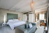 White Pearl Resorts Hotels near Maputo Elephant Reserve (Reserva Especial de Maputo)