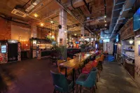 The Market House - Bar