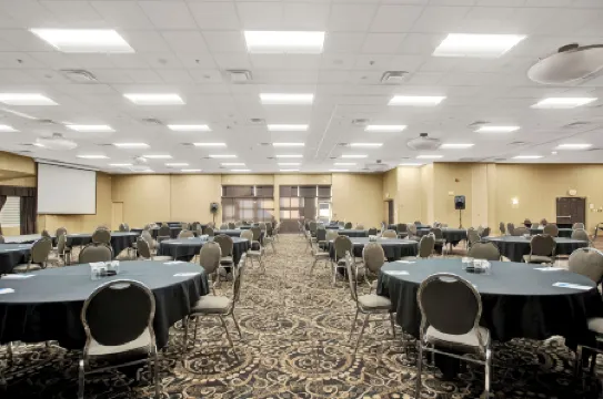 Superior Inn Hotel and Conference Centre Thunder Bay