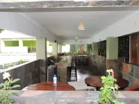 Café Zambezi House of Africa - Hostel - Hostels