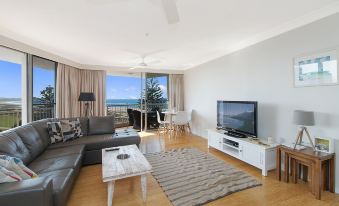 Meridian Tower Kirra Beach