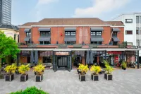 Leonardo Oranje Hotel Leeuwarden Các khách sạn gần Eise Eisinga Planetarium