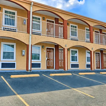 Econo Lodge Austin South