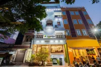 ทรีโบ กรีซ อินน์, เดิน 3 นาที จาก พรอมานาด บีช โรงแรมใน
