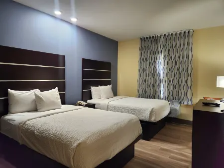 Days Inn by Wyndham Baton Rouge Airport Отели в г. Браунфилдс