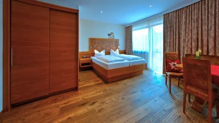 Gasthof Zur Post Отели в г. Райстинг