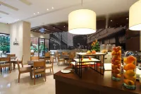 波哥大 CALLE 100 美居飯店 - 早餐