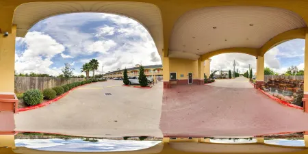 Scottish Inn and Suites Baytown Отели в г. Бейтаун