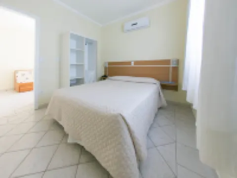 Bombinhas Praia Apart Hotel - Unidade Rua Corrupião Hotels in Bombinhas