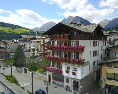 Meublè Garnì Della Contea Hotels in Bormio