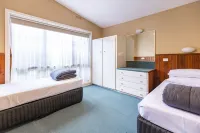 Nrma Halls Gap Holiday Park - balcony