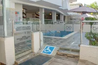 Hotel Be la Sierra - Pools