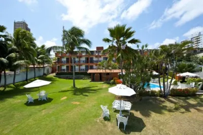 Lumar Hotel PontaNegra Отели рядом с достопримечательностью «Calçadão de Ponta Negra - Natal RN»