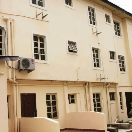 Rm Suites