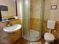 Rooms Lara Hotels near Jarun