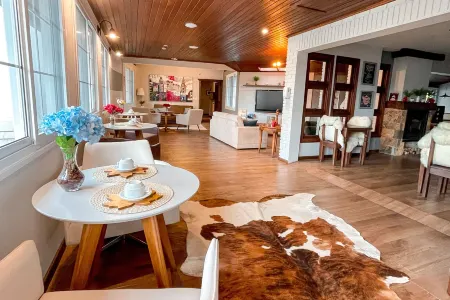 Flame Hotel Boutique Canela Отели рядом с Canela Airport