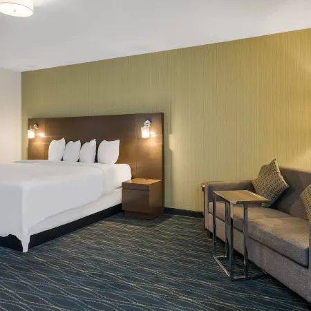 Radisson Hotel Grand Rapids Riverfront
