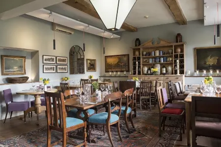 The Howard Arms Отели в г. Тредингтон