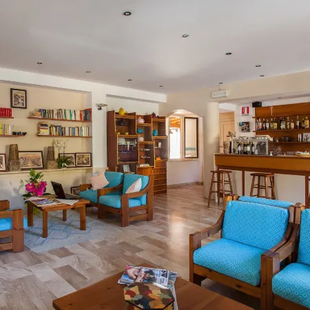 Hotel Sandalyon