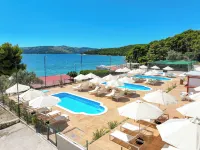 Apartments Medena - Beach