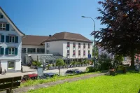 Hotel Hecht Hotels near Alte Kirche St. Margaretha