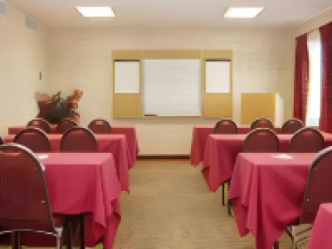 Sleep Inn Pelham Oak Mountain