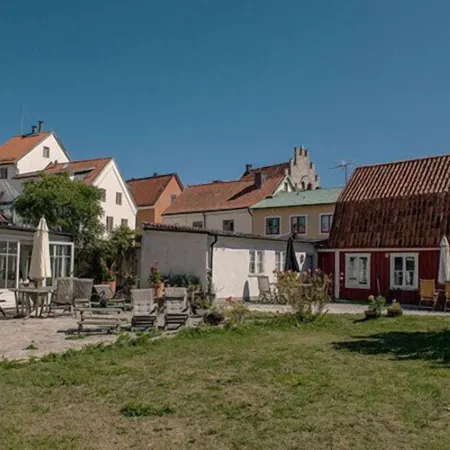 Mullbärsgårdens Bed and Breakfast