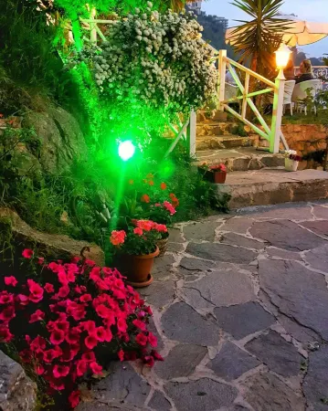 Bab-I Zer Konaklama Ve Restoran