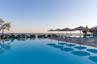 Maistra Select Amarin Resort - Beach