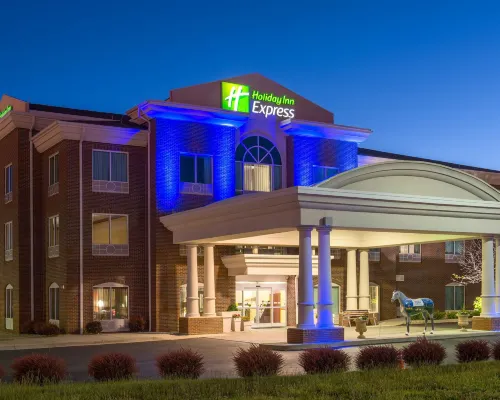 Holiday Inn Express & Suites LEXINGTON DTWN AREA-KEENELAND by IHG Hotels in Lexington
