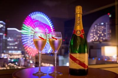 バー ナビオス横浜の写真