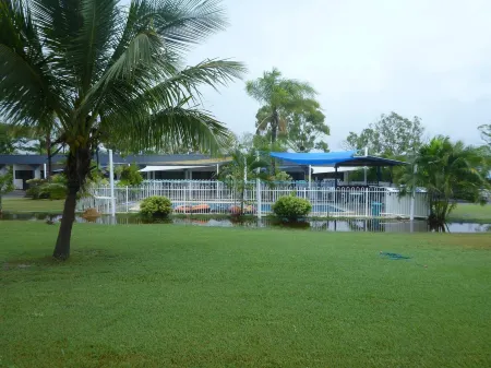 Birch Motel Bowen Previously Known As Bowen Arrow Motel