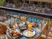 Grand Plaza Marrakech โรงแรมใกล้โคโตเบีย