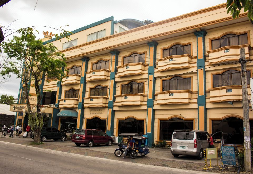 hotel overview picture