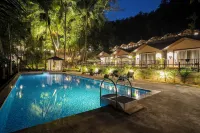 Stone Wood Premier Gokarna - Pools