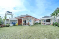 THE CABIN HOTEL LOVINA BALI Hotels near Bob Bali Guide And Driver