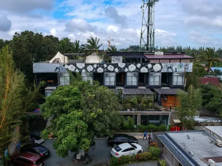 Containers by Eco Hotel