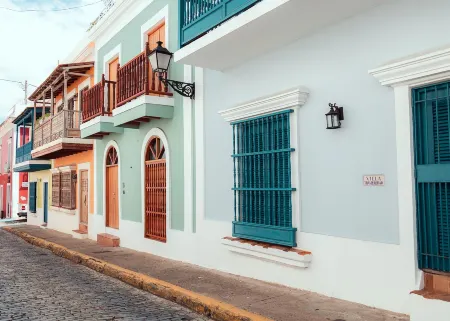 Old San Juan Rentals Отели рядом с достопримечательностью «Городские ворота Ла Пуэрта де Сан-Хуан»