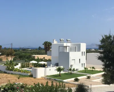 Lilu Villa 2 with Private Pool