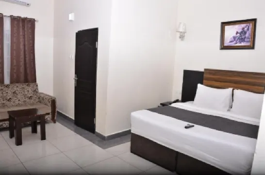Adachukwu Hotel and Suites Hotels in 