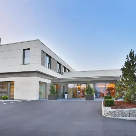 Hotel TheGreen Отели рядом с достопримечательностью «Станция метро Mengenich Ollenhauerring»