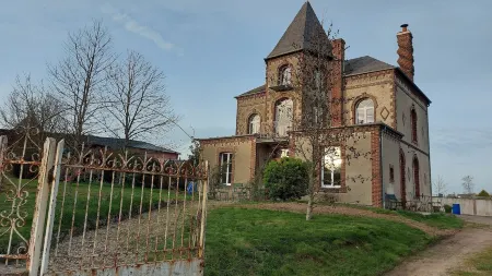 Villa Maëlla en Normandie- Chambres Tout Confort - Spa Отели в г. Гурне-ле-Герэн