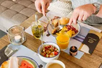 C-Hotels Zeegalm - breakfast