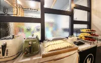 AMI Boutique Hotel - breakfast